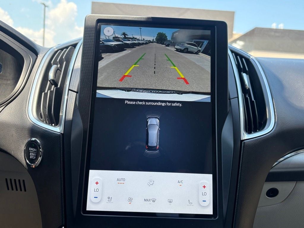 2023 Ford Edge Titanium