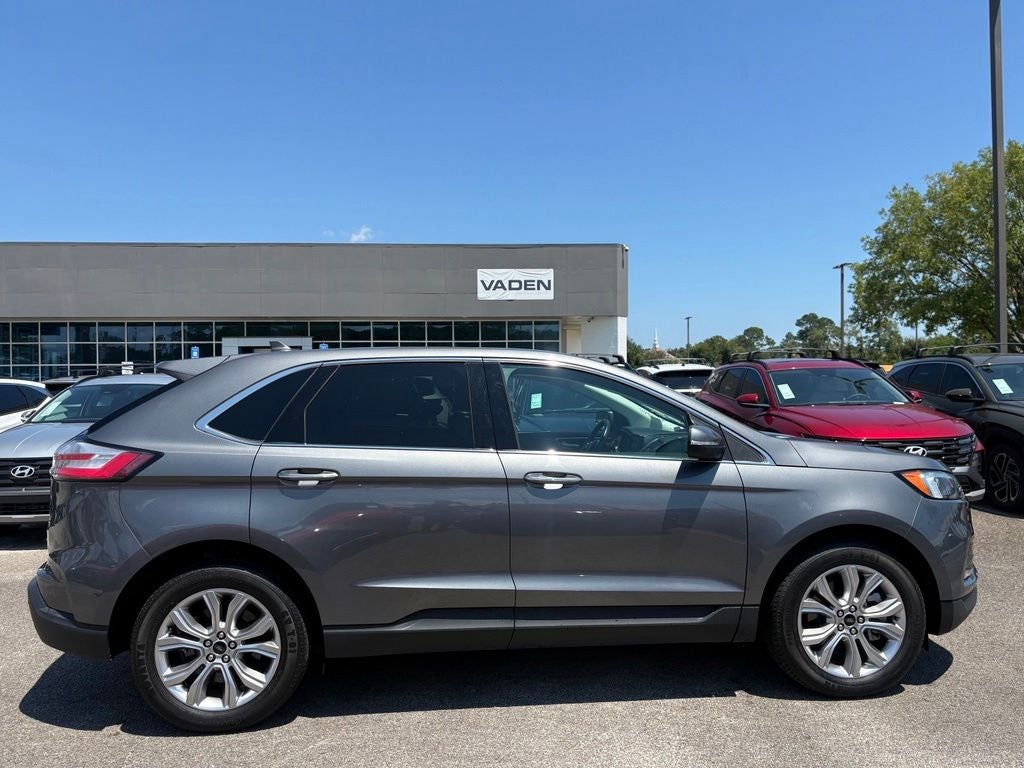 2023 Ford Edge Titanium