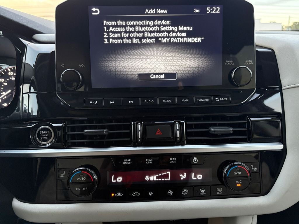 2022 Nissan Pathfinder SL