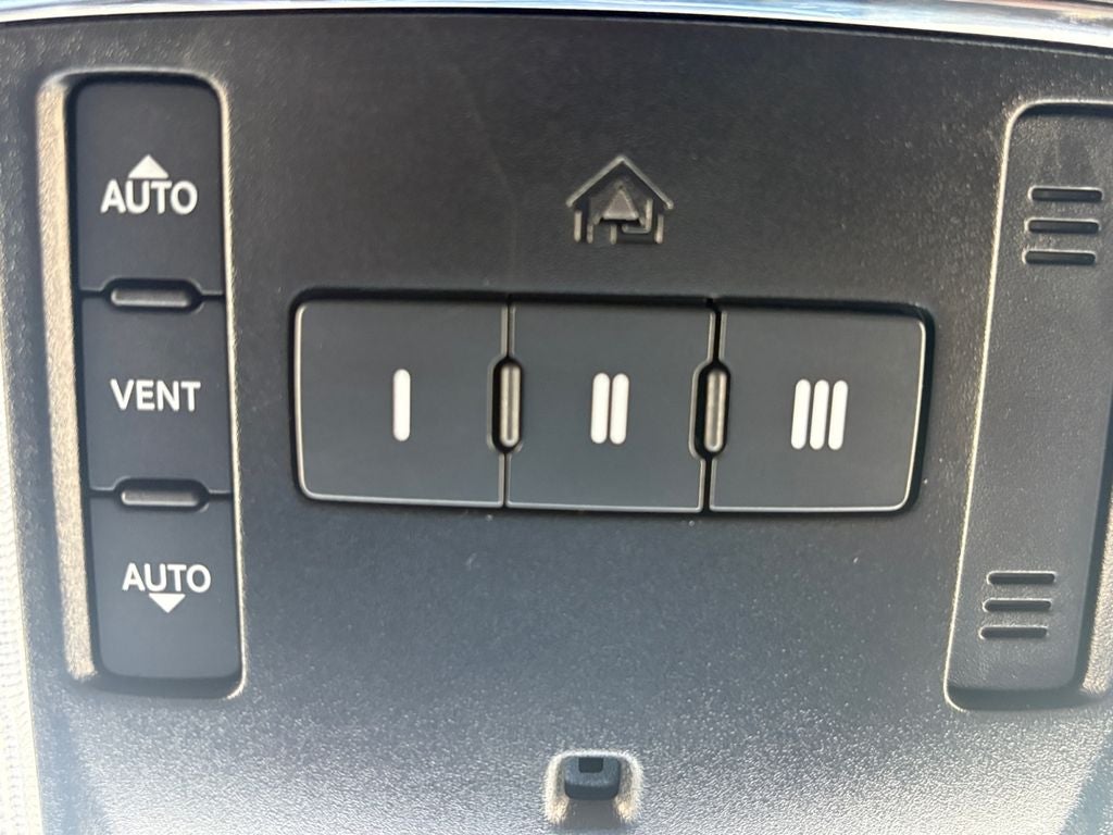 2020 Jeep Grand Cherokee Limited 4x2