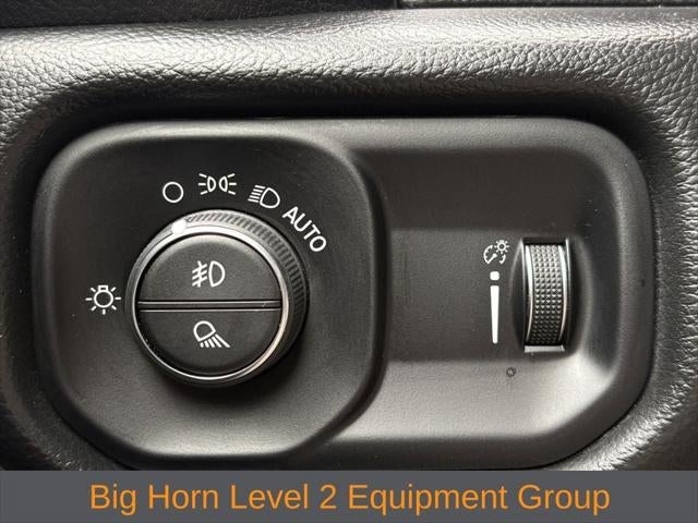 2022 RAM 1500 Big Horn Crew Cab 4x4 5'7' Box