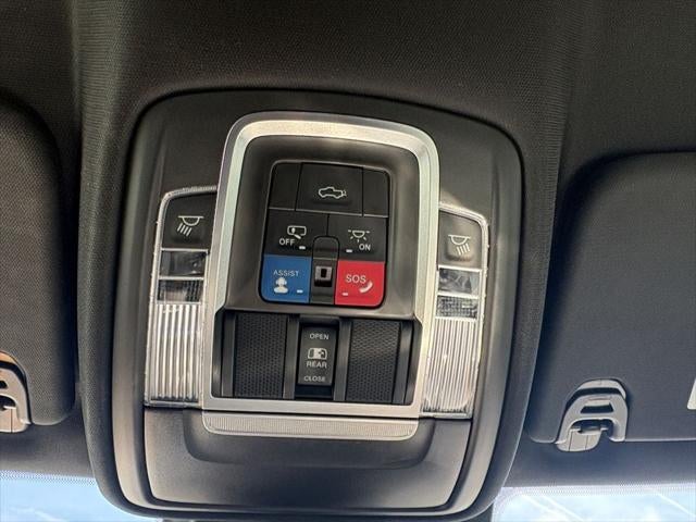 2022 RAM Ram 1500 Laramie Crew Cab 4x4 5'7' Box