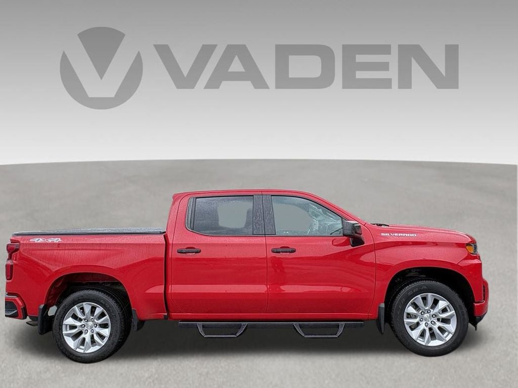 2020 Chevrolet Silverado 1500 4WD Crew Cab Short Bed Custom