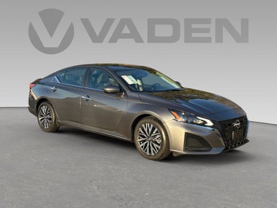 2023 Nissan Altima SV FWD
