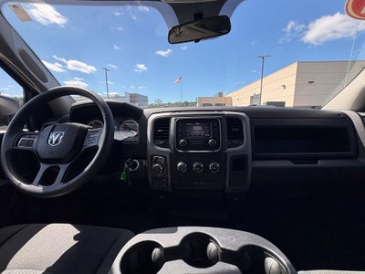 2021 RAM 1500 Classic Tradesman Crew Cab 4x4 5'7' Box