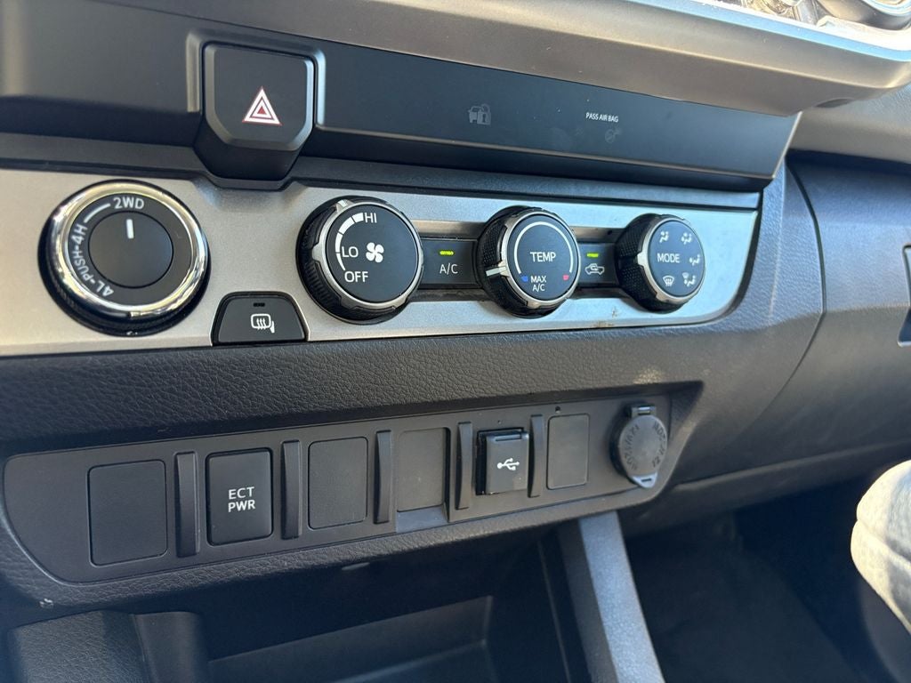 2022 Toyota Tacoma SR5