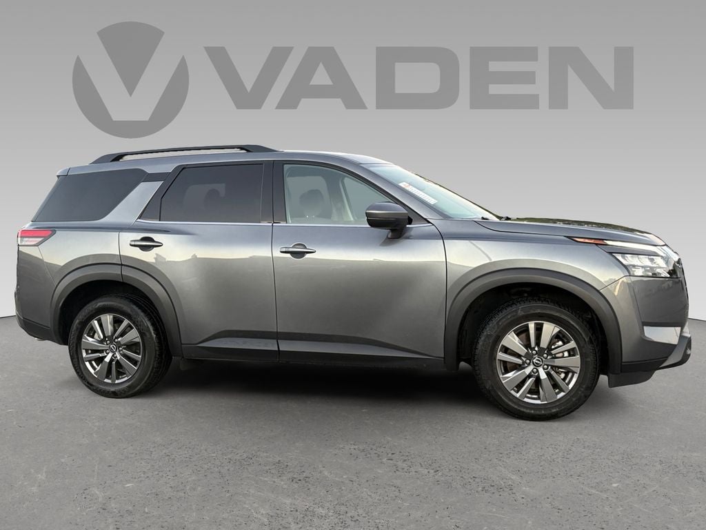 2025 Nissan Pathfinder SV FWD