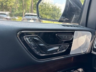 2022 Lincoln Navigator L Reserve