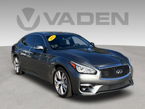 2015 INFINITI Q70 3.7