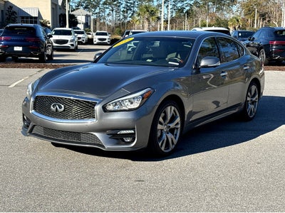 2015 INFINITI Q70 3.7