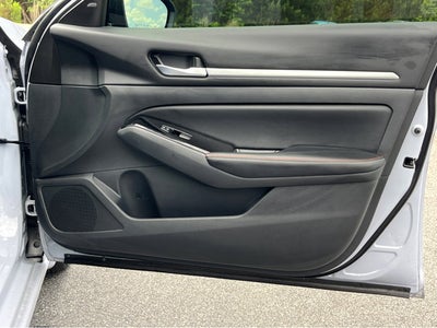 2024 Nissan Altima 2.0 SR