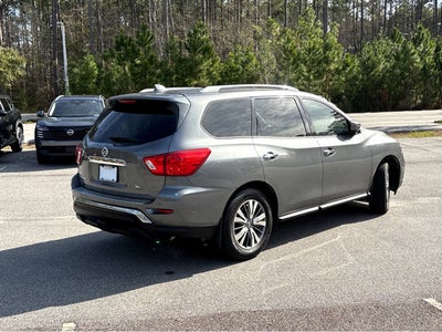 2020 Nissan Pathfinder SL