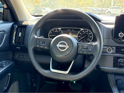 2024 Nissan Pathfinder S