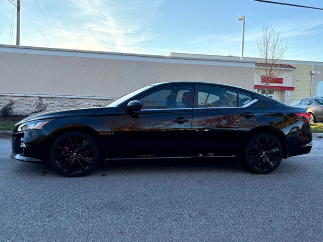 2022 Nissan Altima 2.5 SR