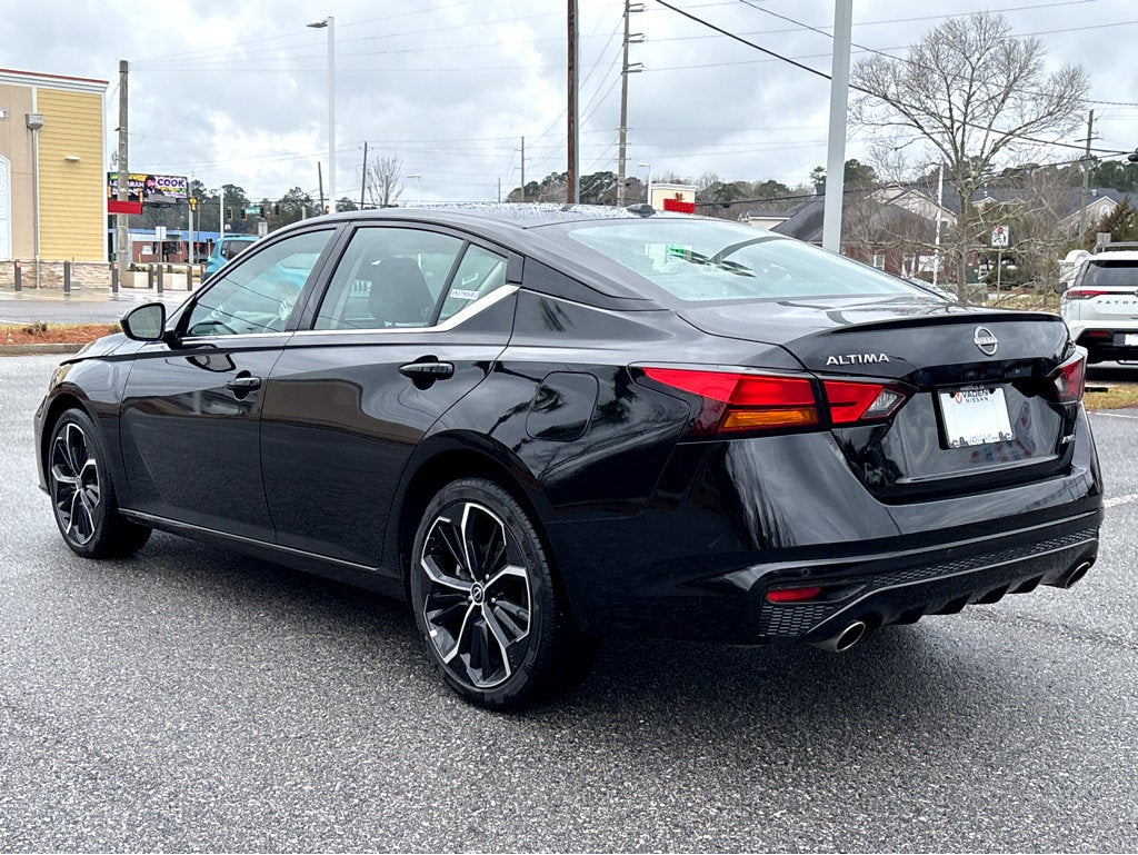 2025 Nissan Altima SR