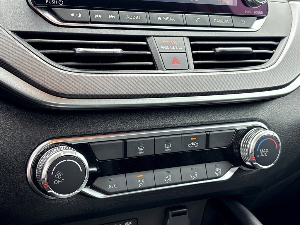 2025 Nissan Altima SR