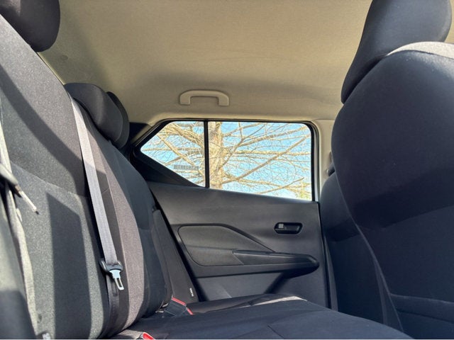 2023 Nissan Kicks S