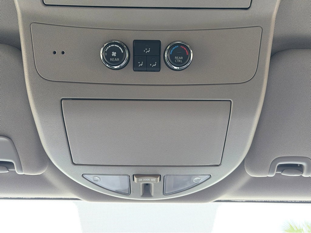 2015 Nissan Armada SV