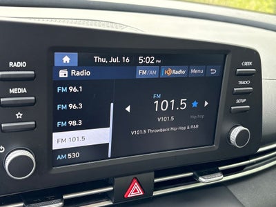 2025 Hyundai Elantra SE