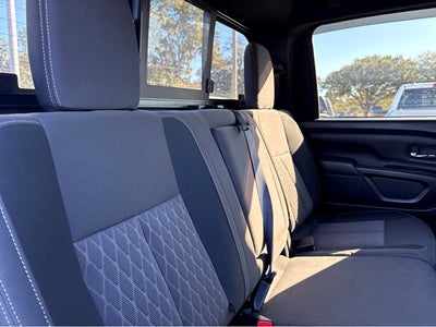 2024 Nissan Titan SV