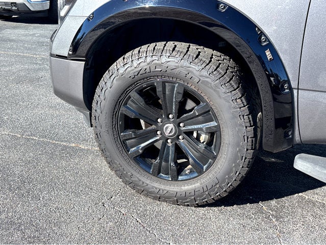 2024 Nissan Titan SV