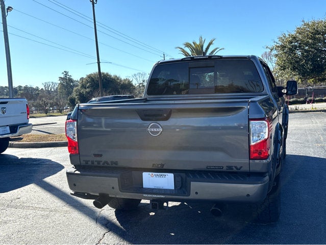 2024 Nissan Titan SV