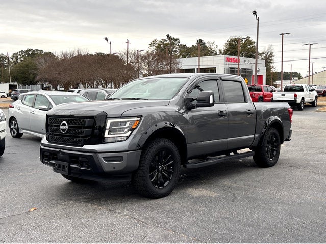 2024 Nissan Titan SV
