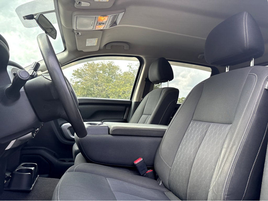 2017 Nissan Titan XD SV