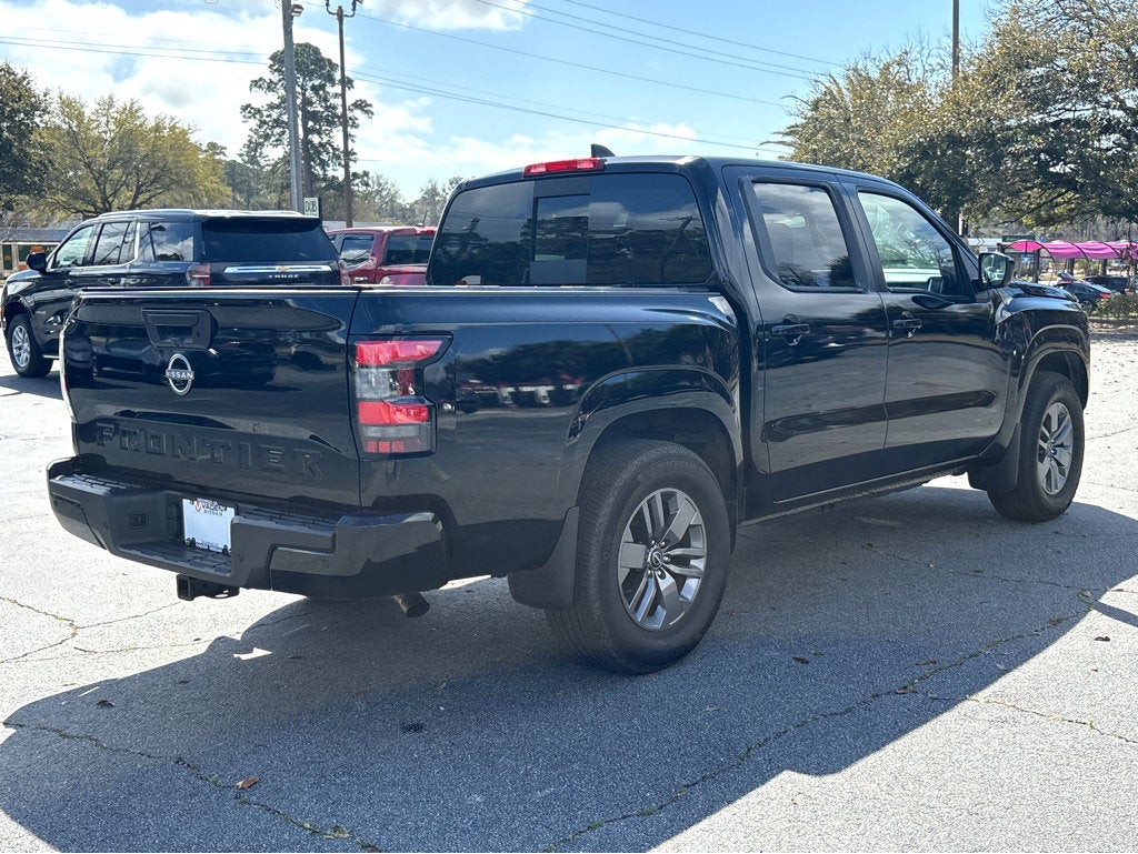 2025 Nissan Frontier SV