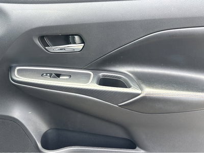 2022 Nissan Versa SR