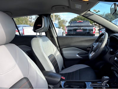2023 Nissan Kicks SR