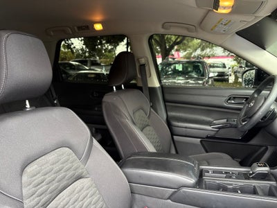 2023 Nissan Pathfinder S