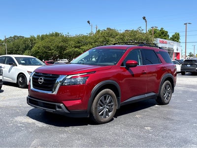 2023 Nissan Pathfinder SV