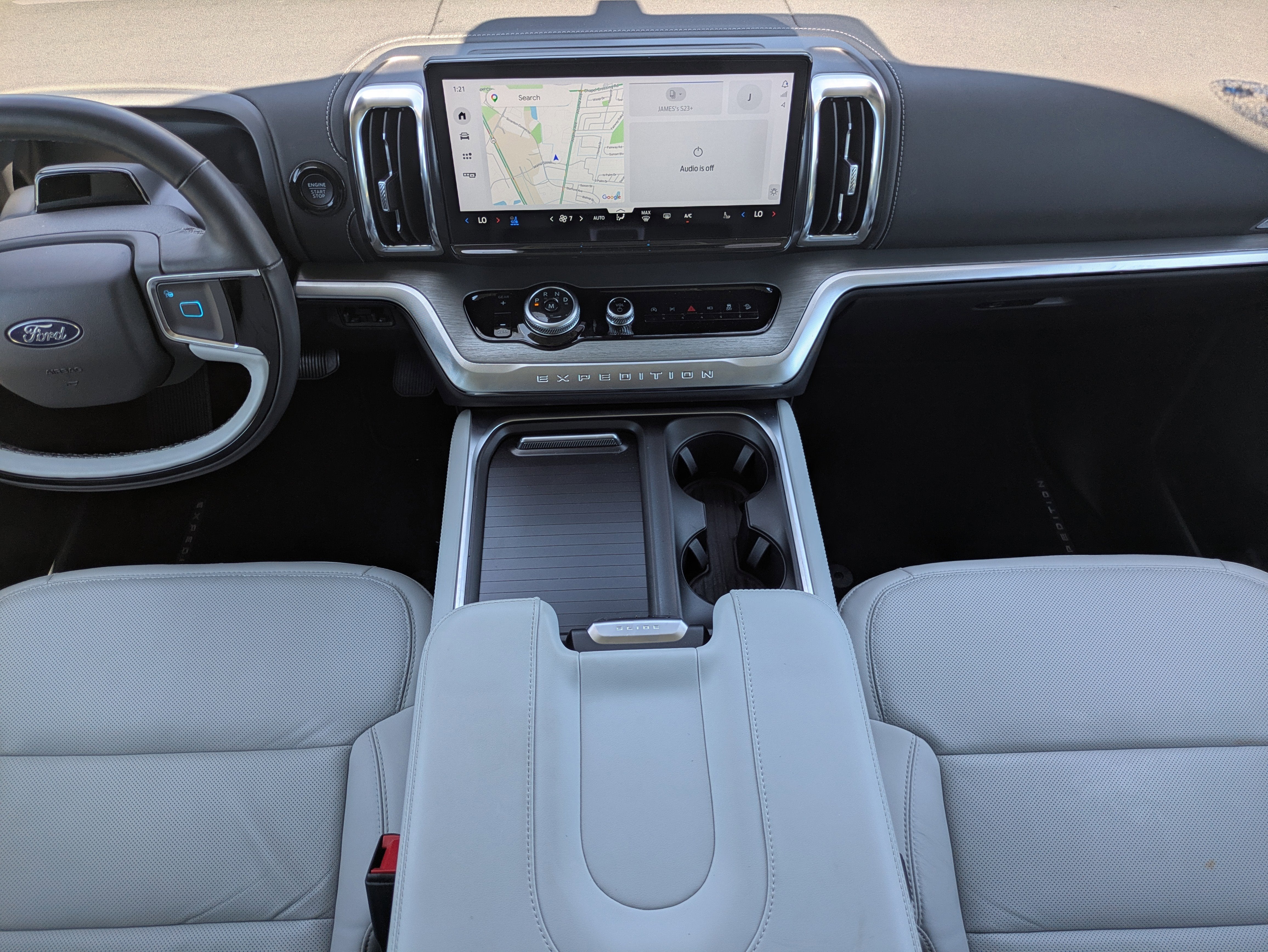 2025 Ford Expedition Platinum