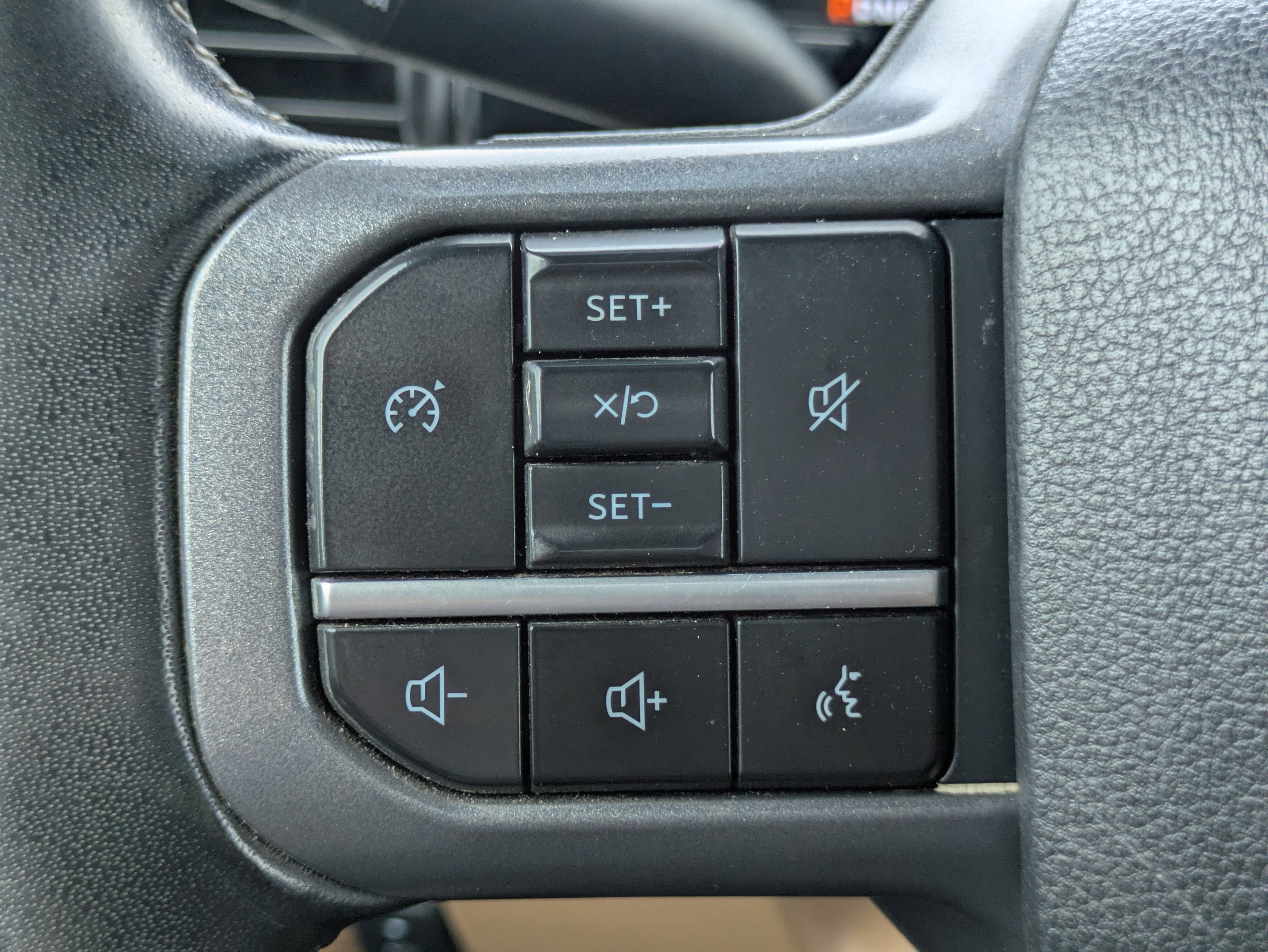 2024 Ford Super Duty F-350 SRW LARIAT