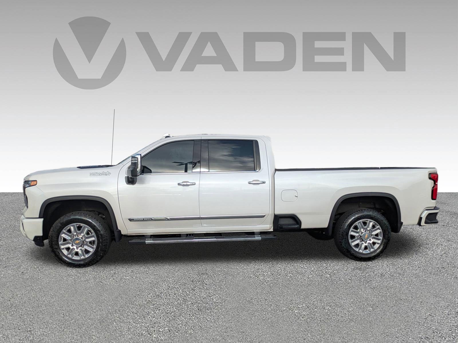 2025 Chevrolet Silverado 3500HD High Country