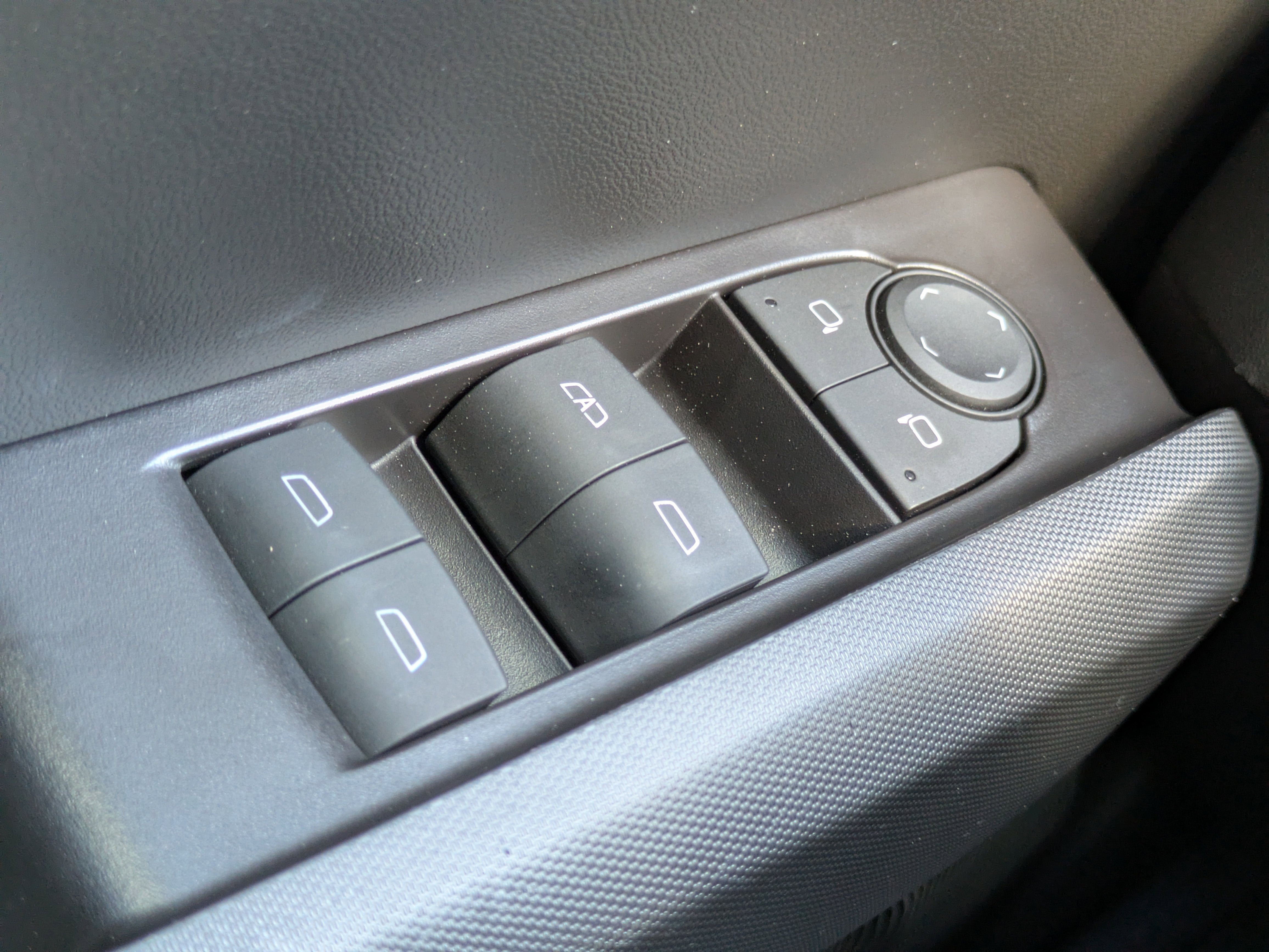 2024 Chevrolet Colorado 2WD LT