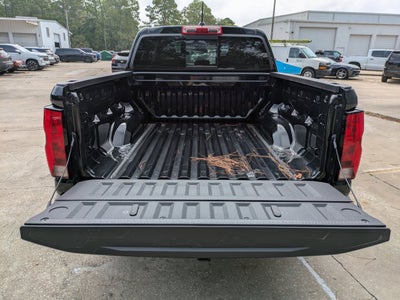 2024 Chevrolet Colorado 4WD LT