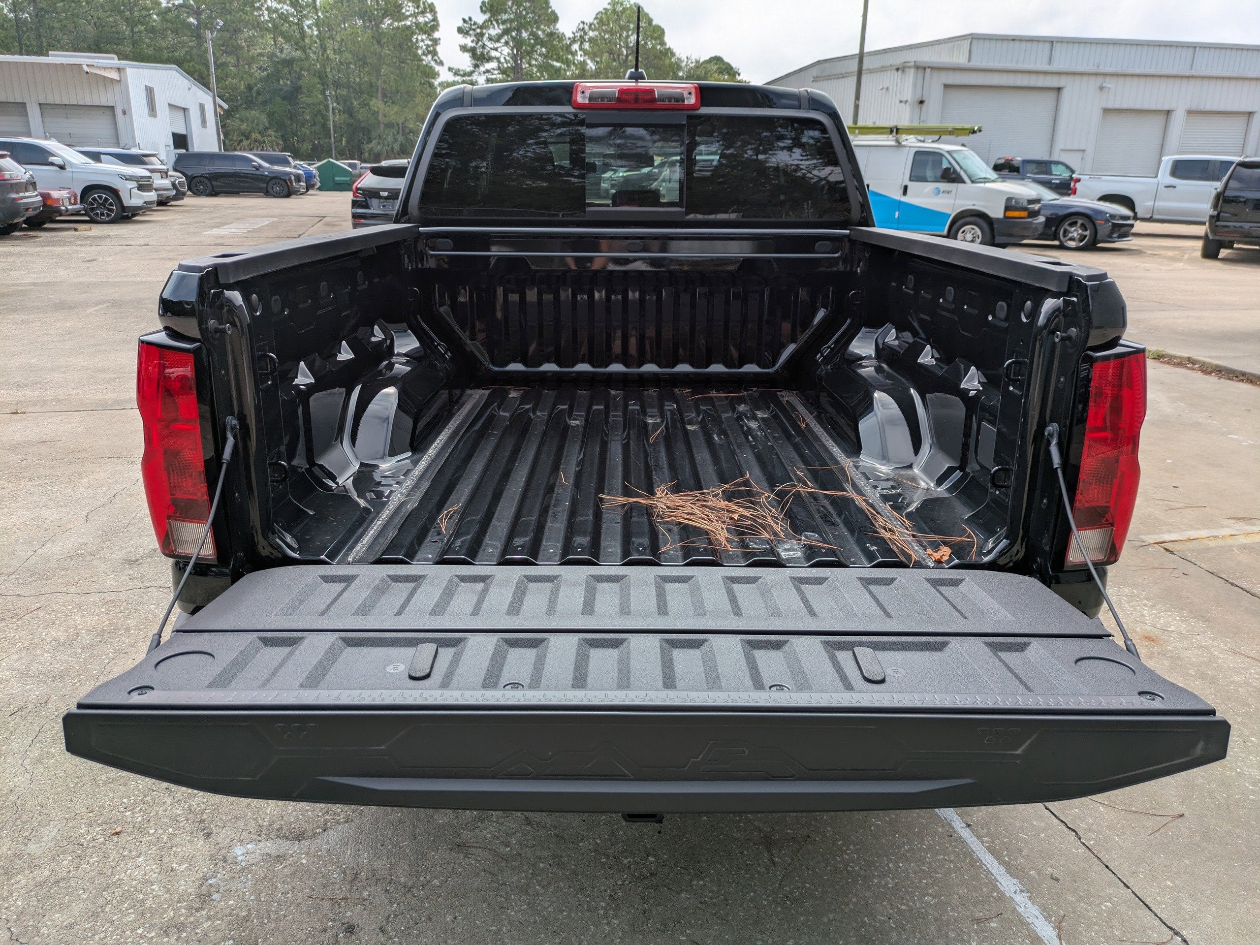 2024 Chevrolet Colorado 4WD LT