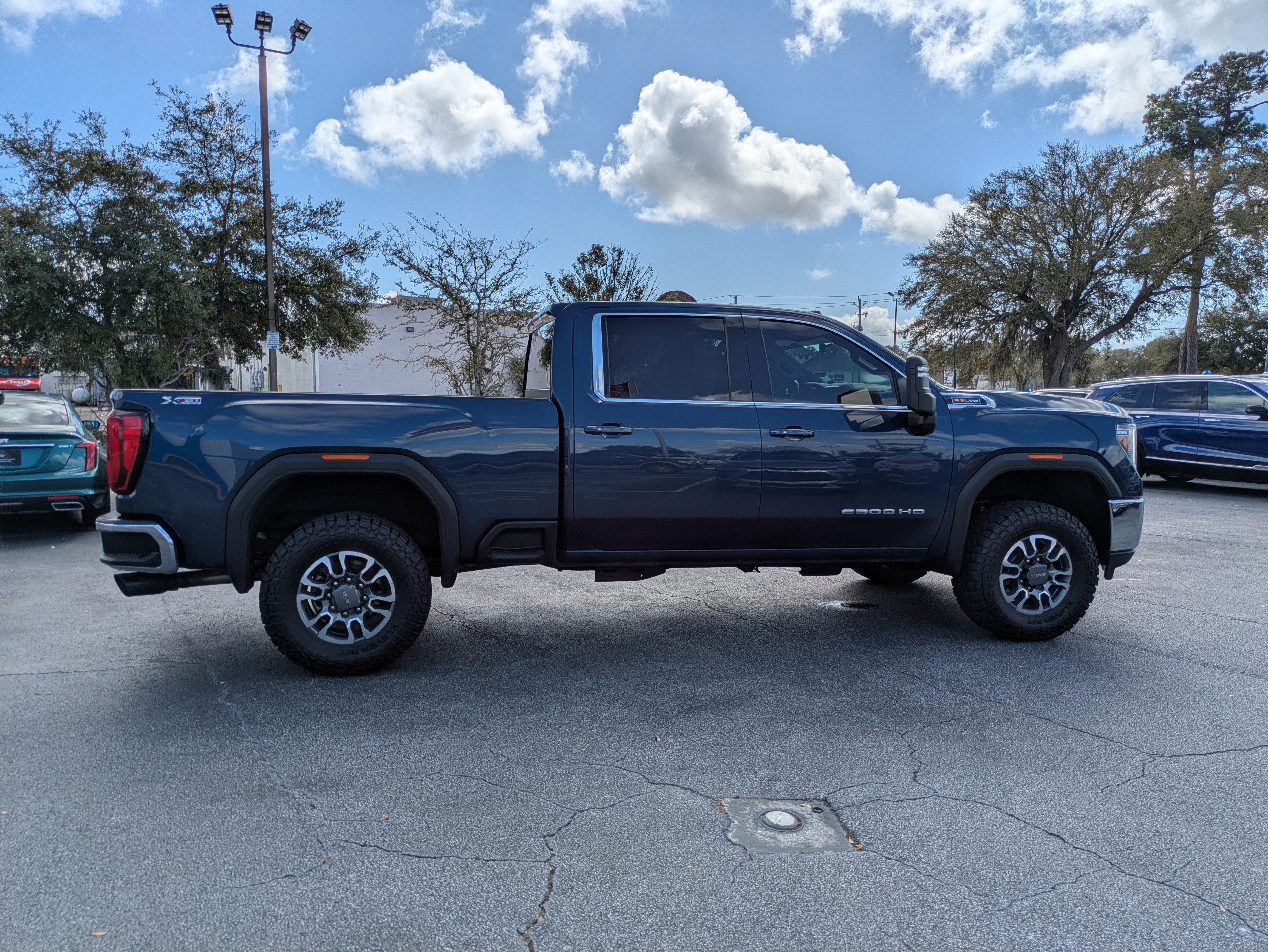 2022 GMC Sierra 2500HD SLE