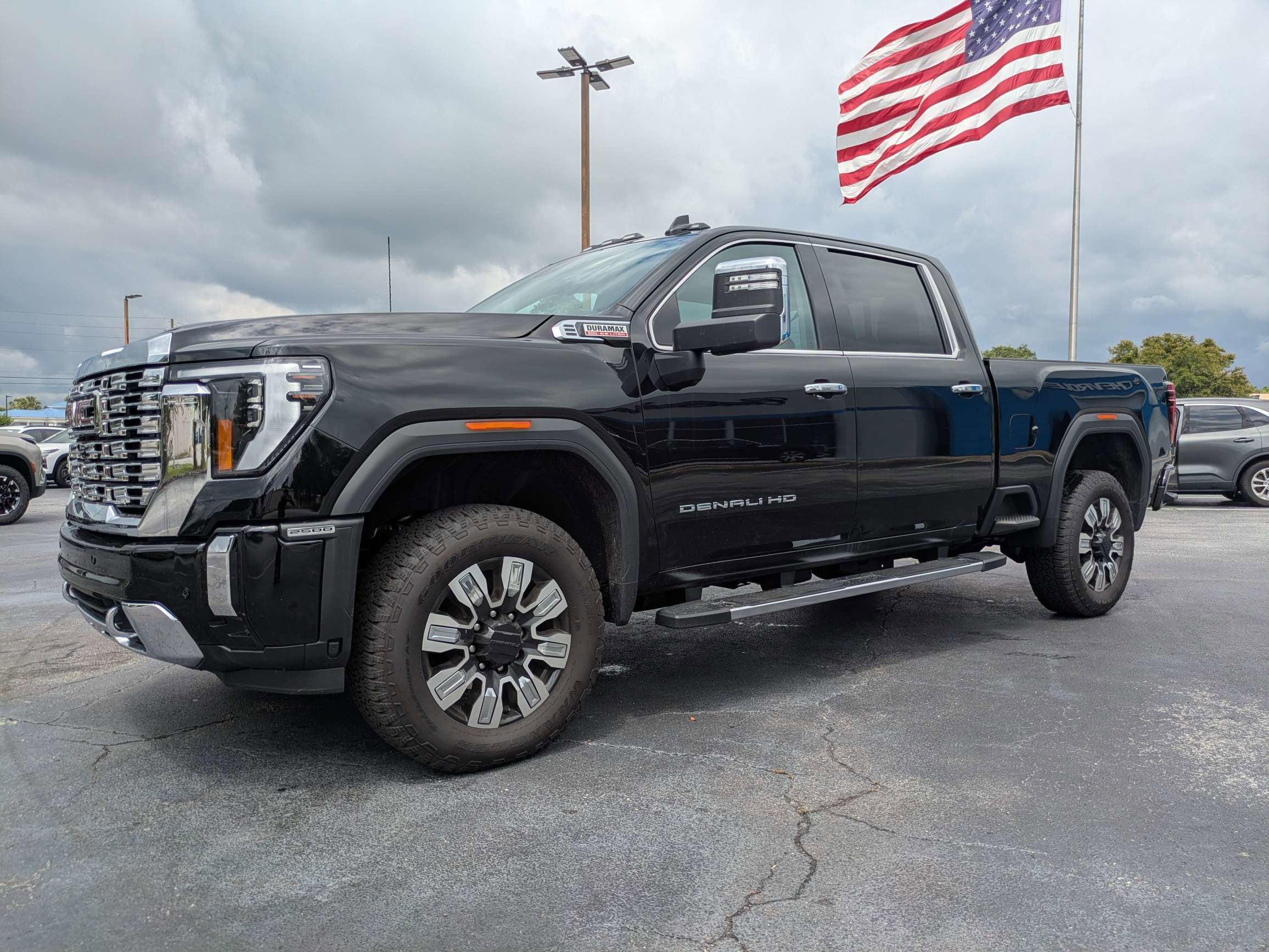2025 GMC Sierra 2500HD Denali