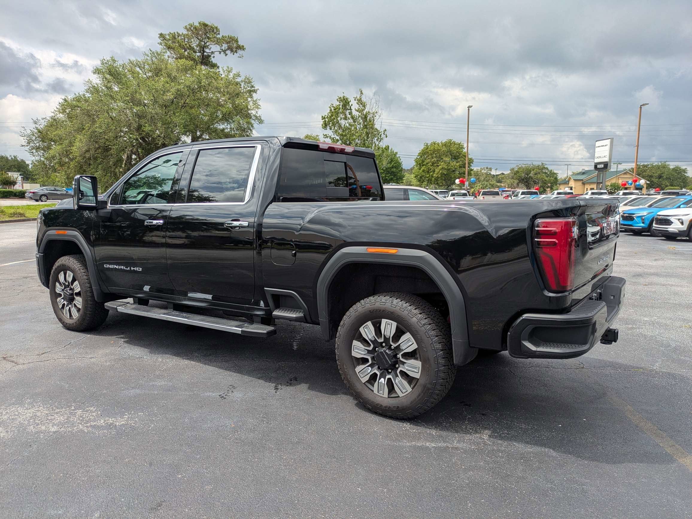 2025 GMC Sierra 2500HD Denali