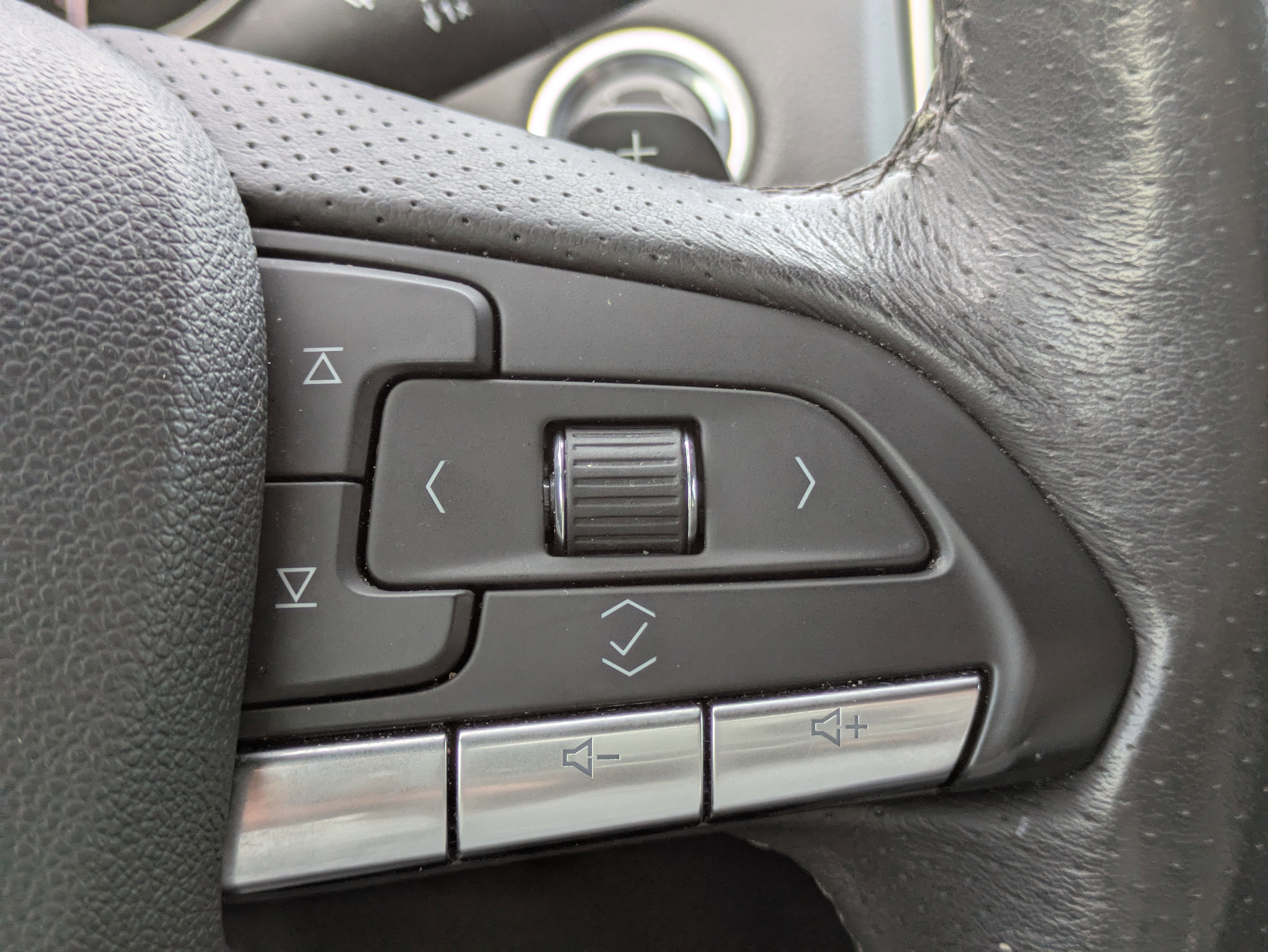 2023 Cadillac XT4 FWD Sport