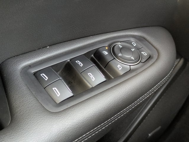 2025 Cadillac XT6 FWD Premium Luxury