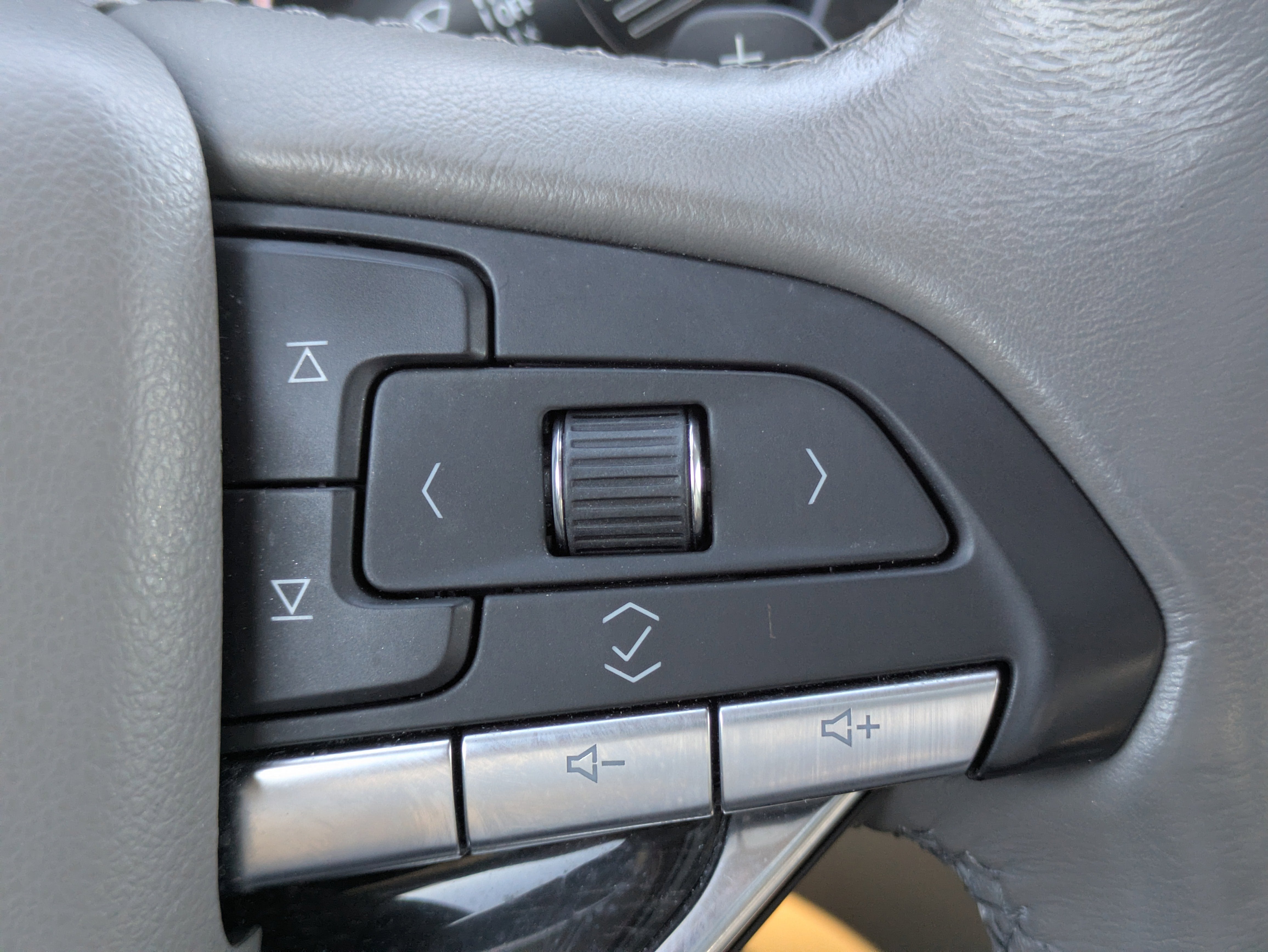 2023 Cadillac XT6 AWD Premium Luxury