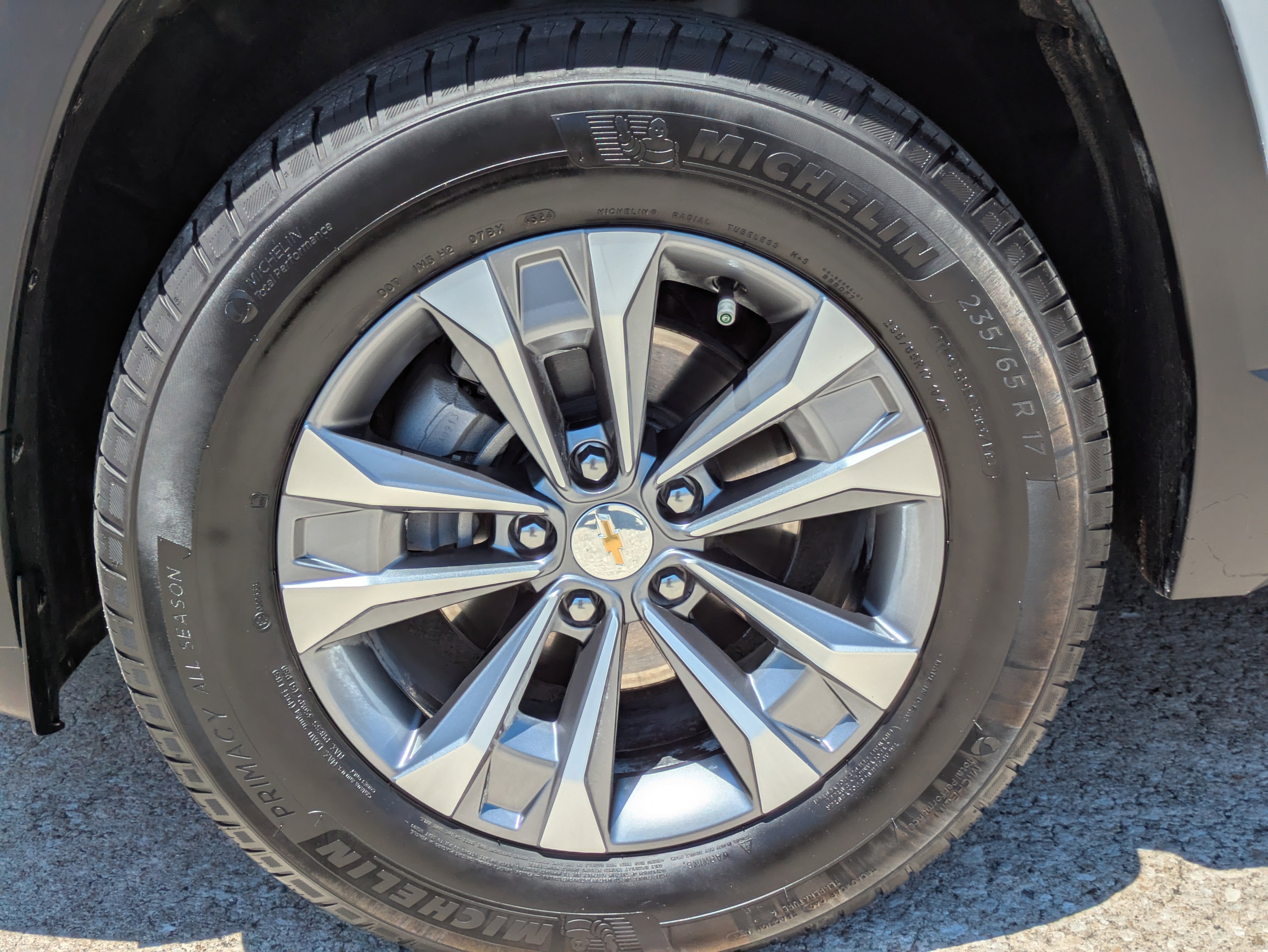 2025 Chevrolet Equinox AWD LT