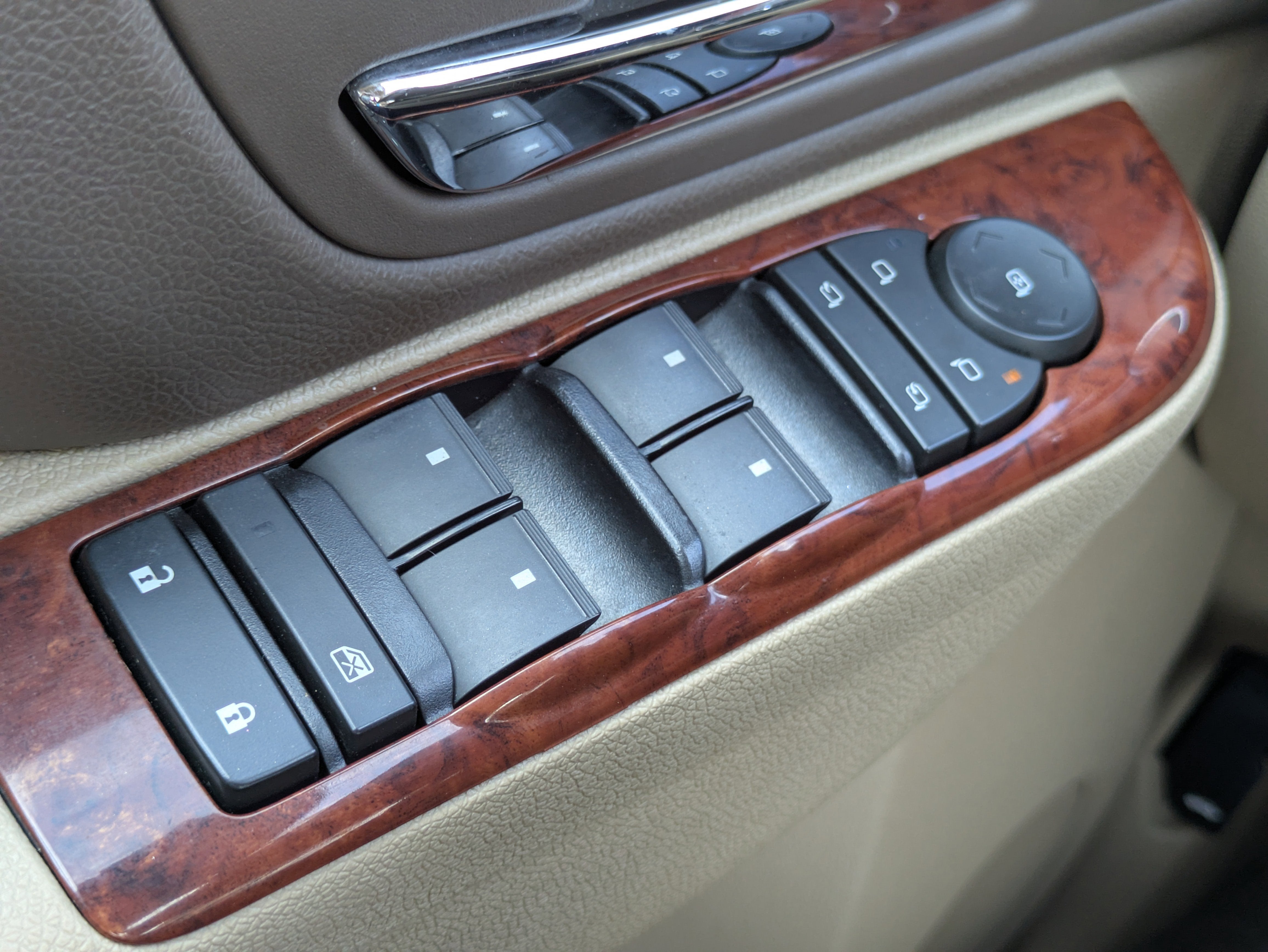 2013 Chevrolet Avalanche LTZ