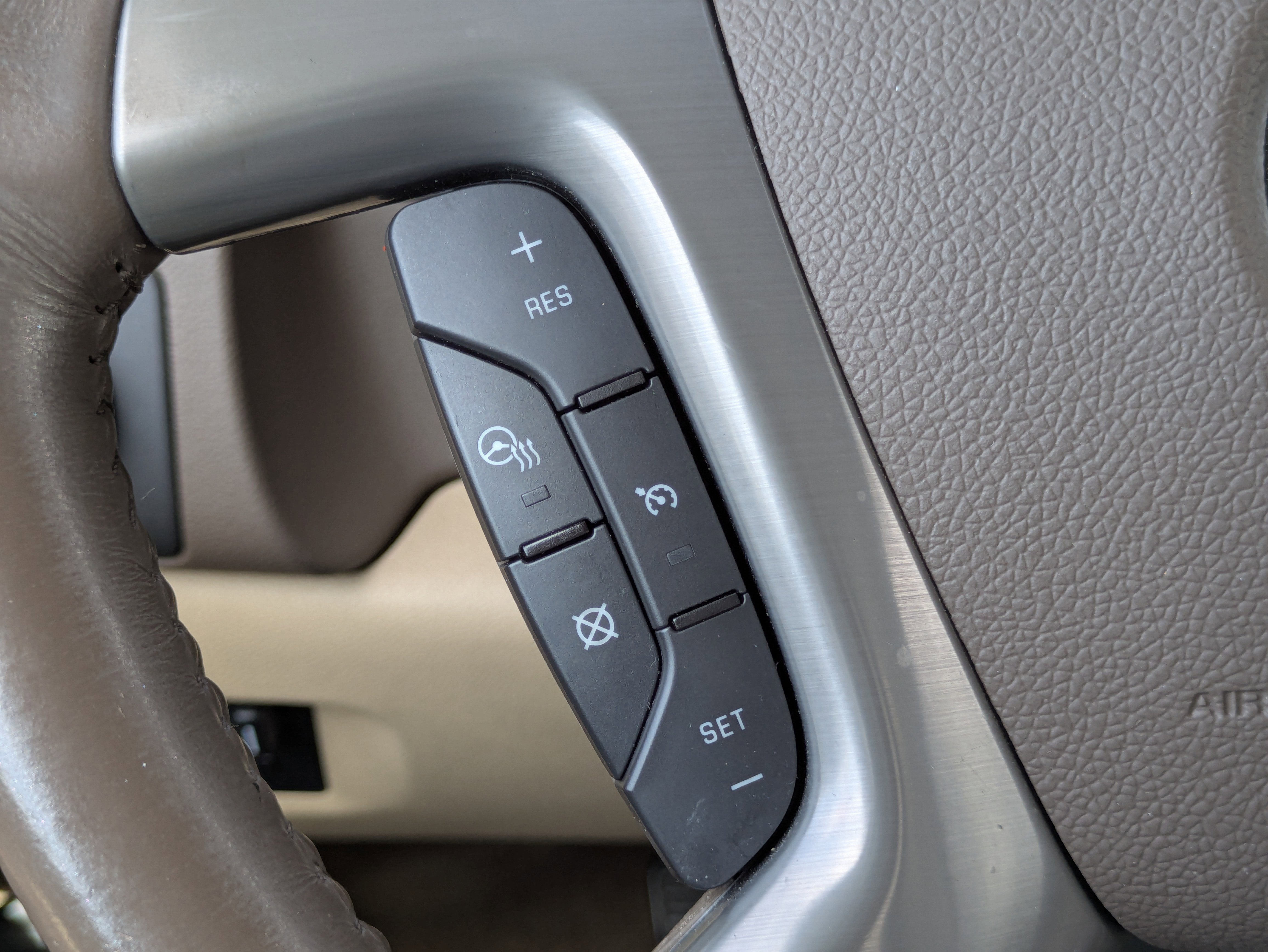 2013 Chevrolet Avalanche LTZ
