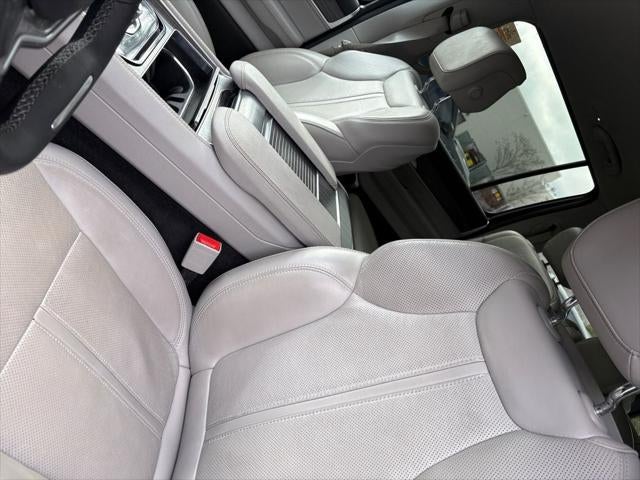 2024 Jeep Wagoneer Series II 4x2