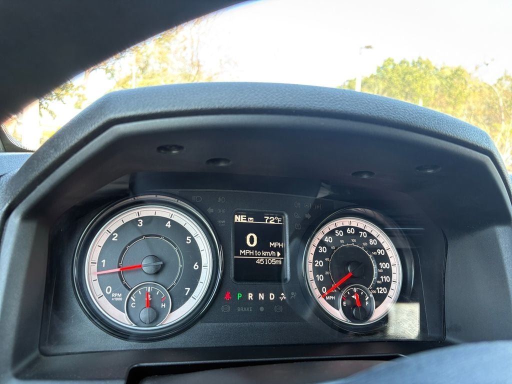 2024 RAM 1500 Classic Warlock Crew Cab 4x2 5'7' Box